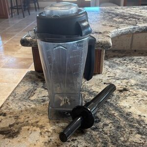 Vitamix Blender Container, Lid and Tamper